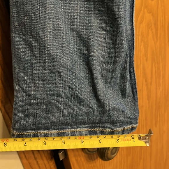 Women’s Banana Republic straight jeans.   Size 32. - Picture 6 of 8